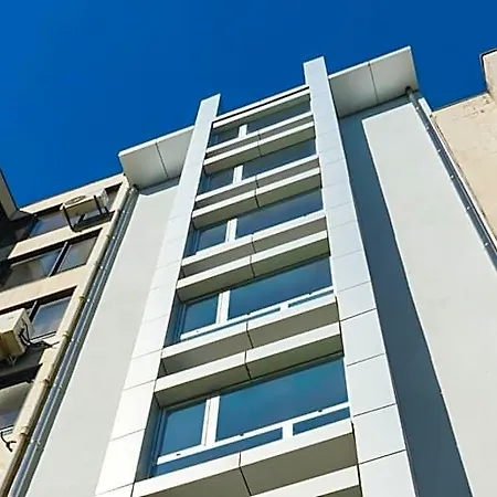 Select Aparthotel