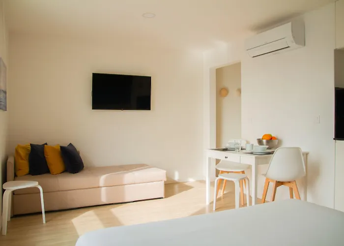 Aparthotel Select 4*